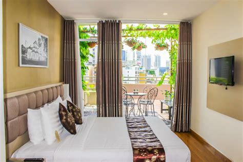 GK CENTRAL HOTEL $37 ($̶6̶3̶) .